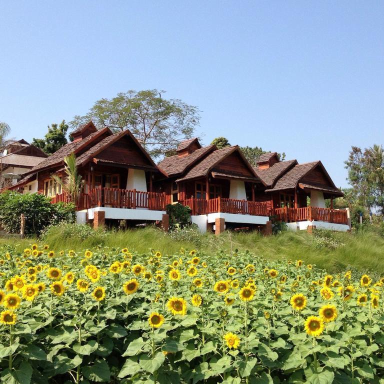 Gin'S Maekhong View Otel Chiang Saen Dış mekan fotoğraf